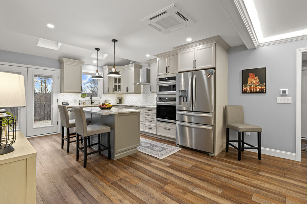 Kitchen Remodel by 4B Construction Inc project photo 6